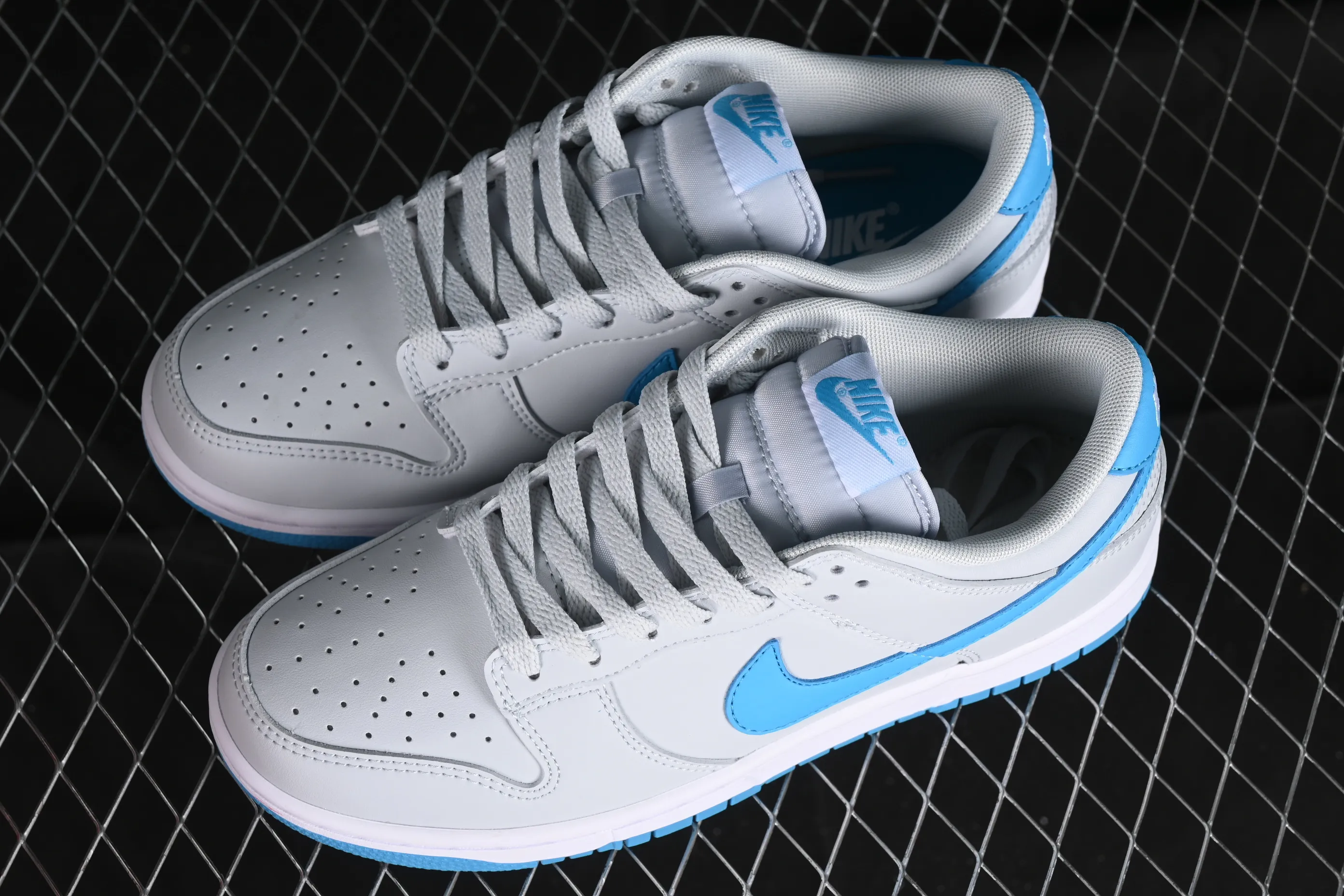 All categories Nk SB Dunk series Nk SB Dunk Low low-top sneakers Nk Dunk Low "Light Blue" Gray North Carolina SB low-top sports and leisure sneakers DV0831-001